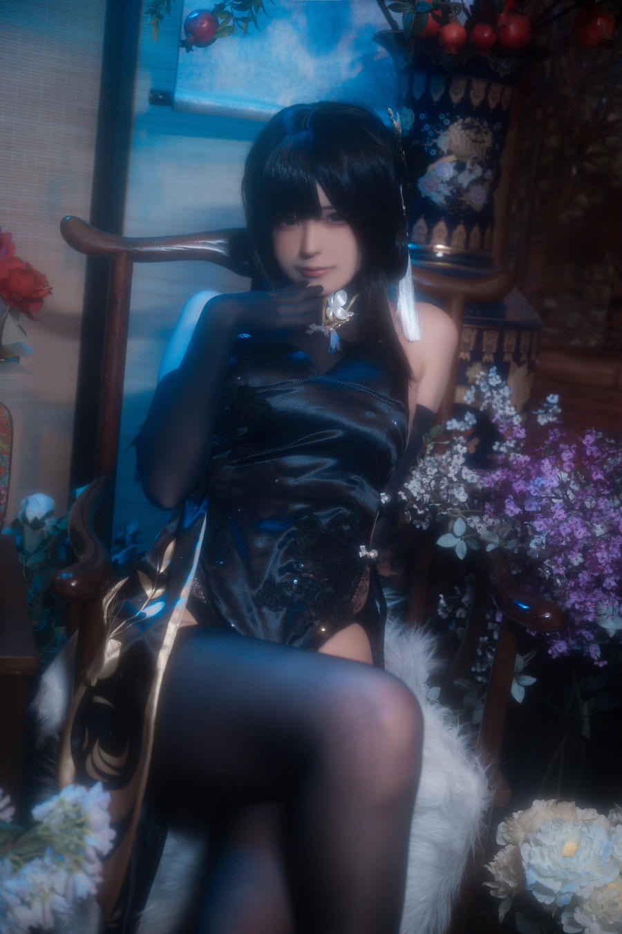 Quan冉有点饿cos碧蓝航线镇海旗袍