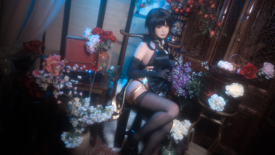 Quan冉有点饿cos碧蓝航线镇海旗袍